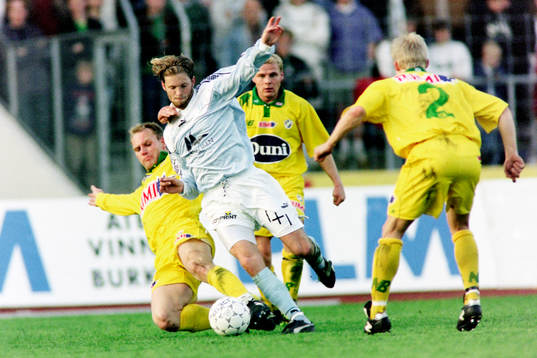 Joakim Persson, Malmö uppvaktas av halmstads Torbjörn