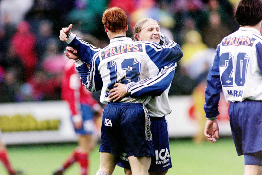  Magnus Samuelsson och Kim Suominen, Norrköping jublar efter mål.