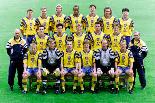 Bakre raden fr. v Jesper Blomqvist, Roland Nilsson, Andreas