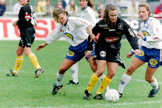 Fotboll, damer, Final, Folksam Cup, Älvsjö - Bälinge,