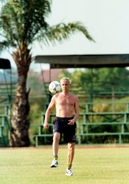 Ove Kindvall, Svenska Spel leker med bollen