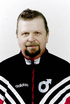 Karsten Kurkkio, materialförvaltare