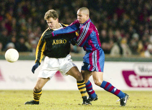 Gary Sundgren, AIK och Ronaldo, Barcelona