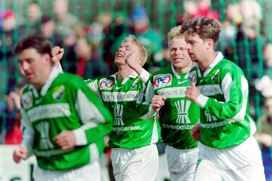  Ulf Ottosson, Ljungskile jublar efter 2-0.