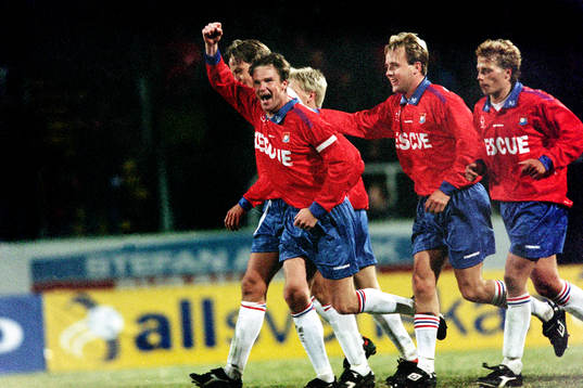 Niclas Sjöstedt och Örgryte jublar