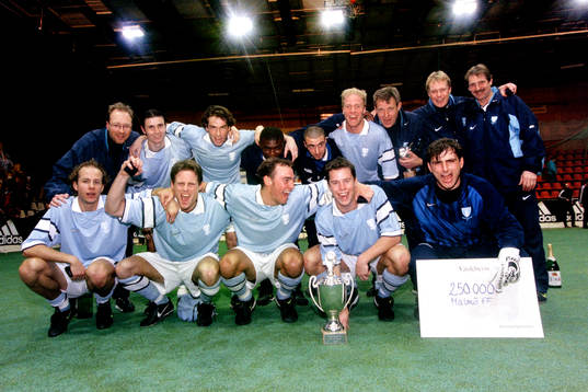  Malmö FF, svenska mästare inomhus.