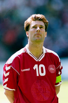  Michael Laudrup, Danmark. 