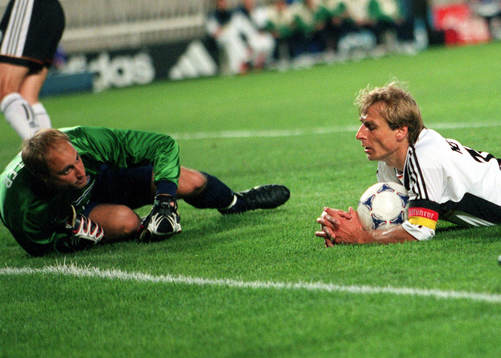 Kasey Keller, USA och Jürgen Klinsmann, Tyskland