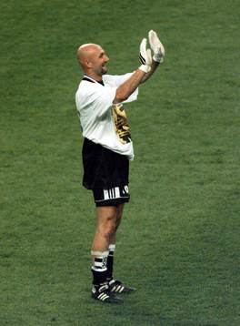  Fabien Barthez jublar  
