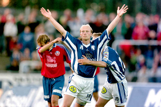  Mikael Danielsson, Trelleborg jublar efter mål.