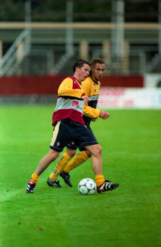 Daniel Andersson och Henrik Larsson på träningen