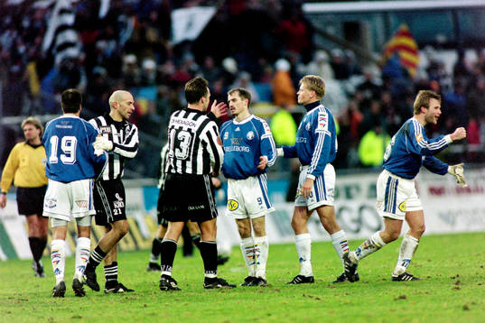 Mats Andersson, Landskrona gratulerar Magnus Arvidsson,