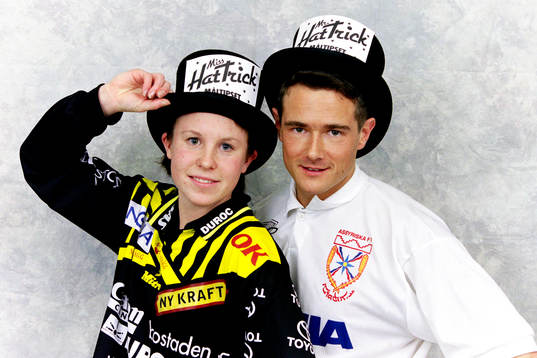 Segrarna Hanna Ljungberg, Umeå IK och Mario Jadonic,