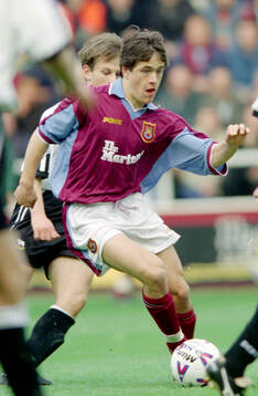  Joe Cole of West Ham.