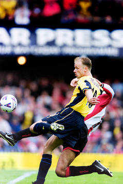  Dennis Bergkamp, Arsenal. 